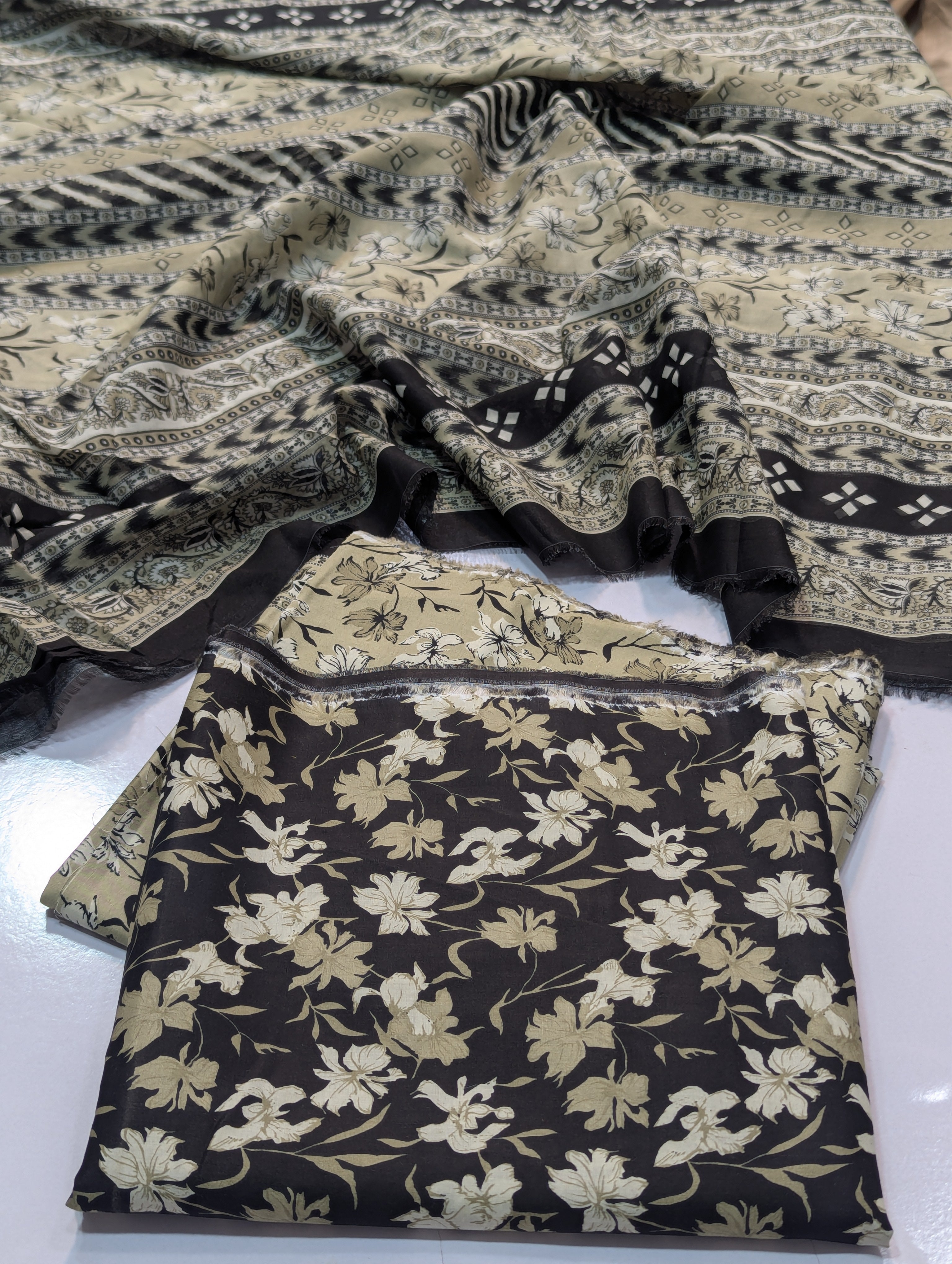Bin Saeed Lawn 3pc